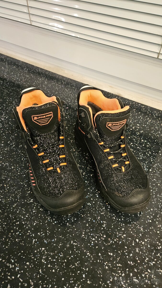 Outdoorová obuv Alpine Pro, vel. 36