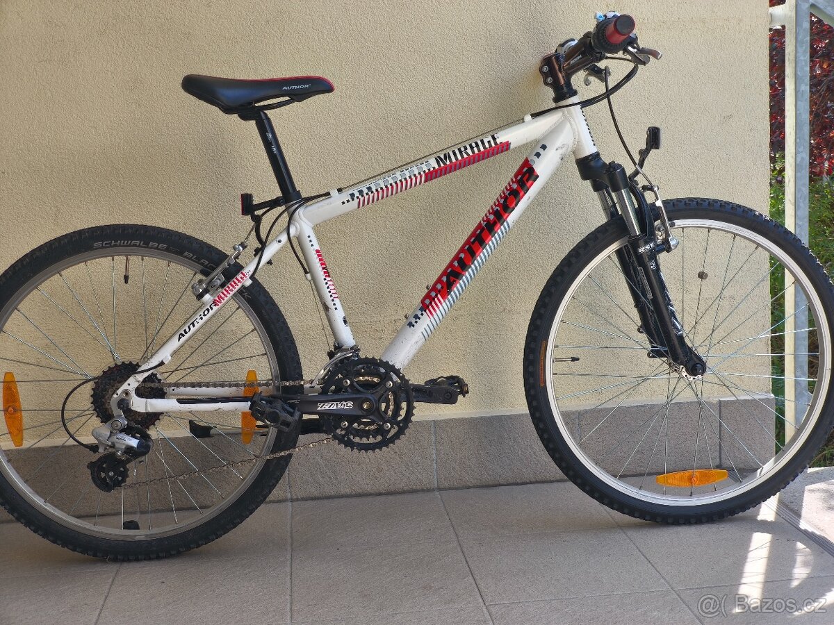 Juniorské kvalitní lehké jizdní kolo 24"