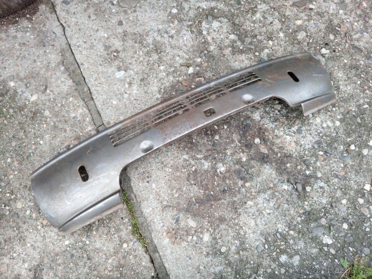 Škoda 105 120 užovka nová plechařina + jiné díly