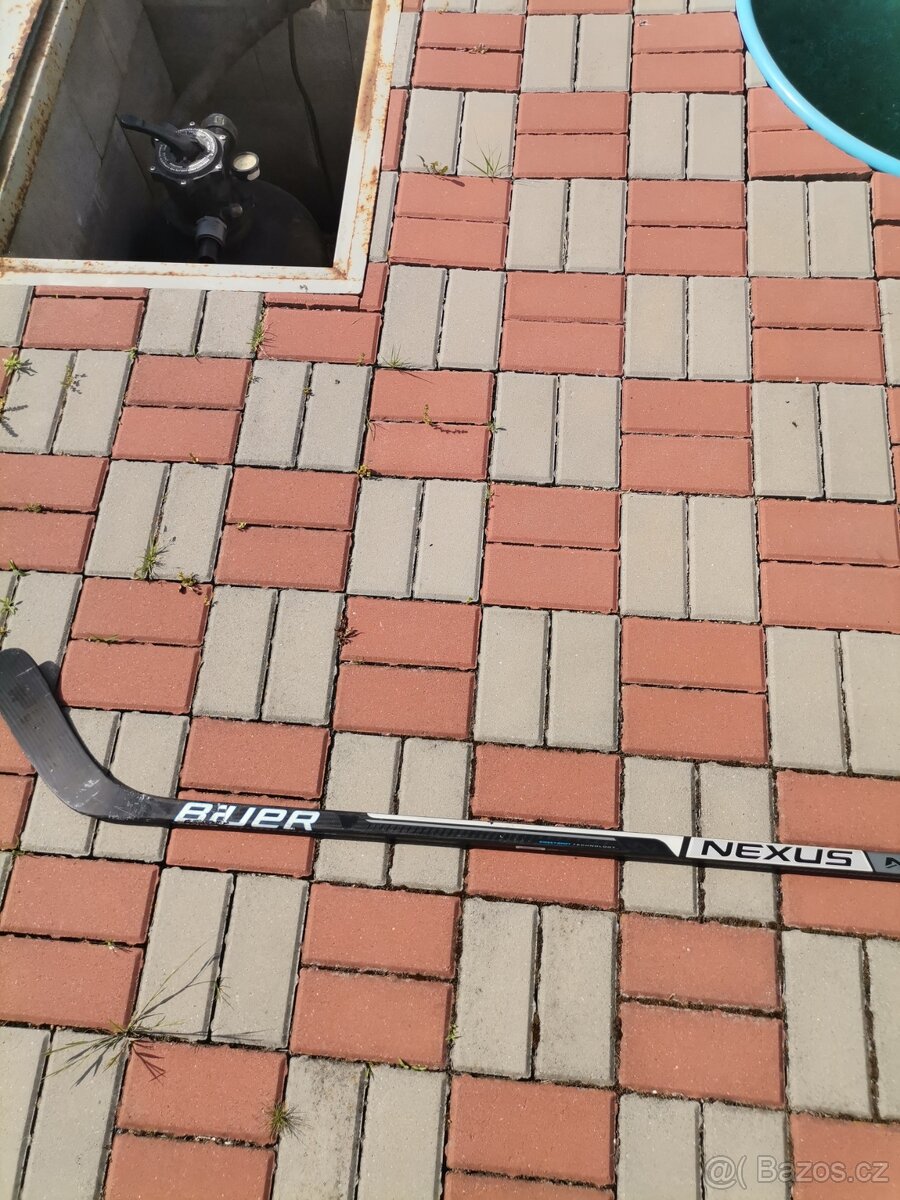 Hokejka Bauer Nexus 2900