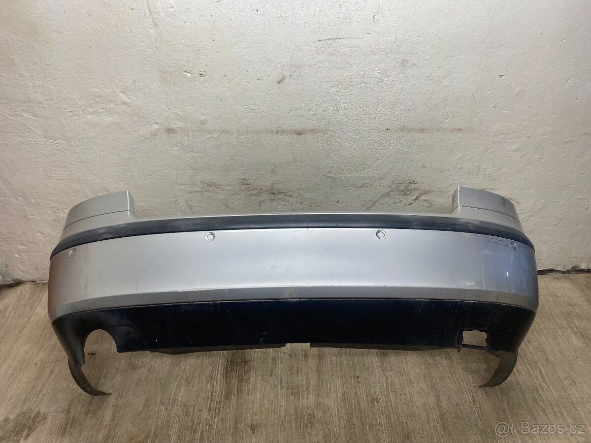 ŠKODA OCTAVIA 2 04-08 - ZADNÍ NÁRAZNÍK S PARK. SENZORY 9102