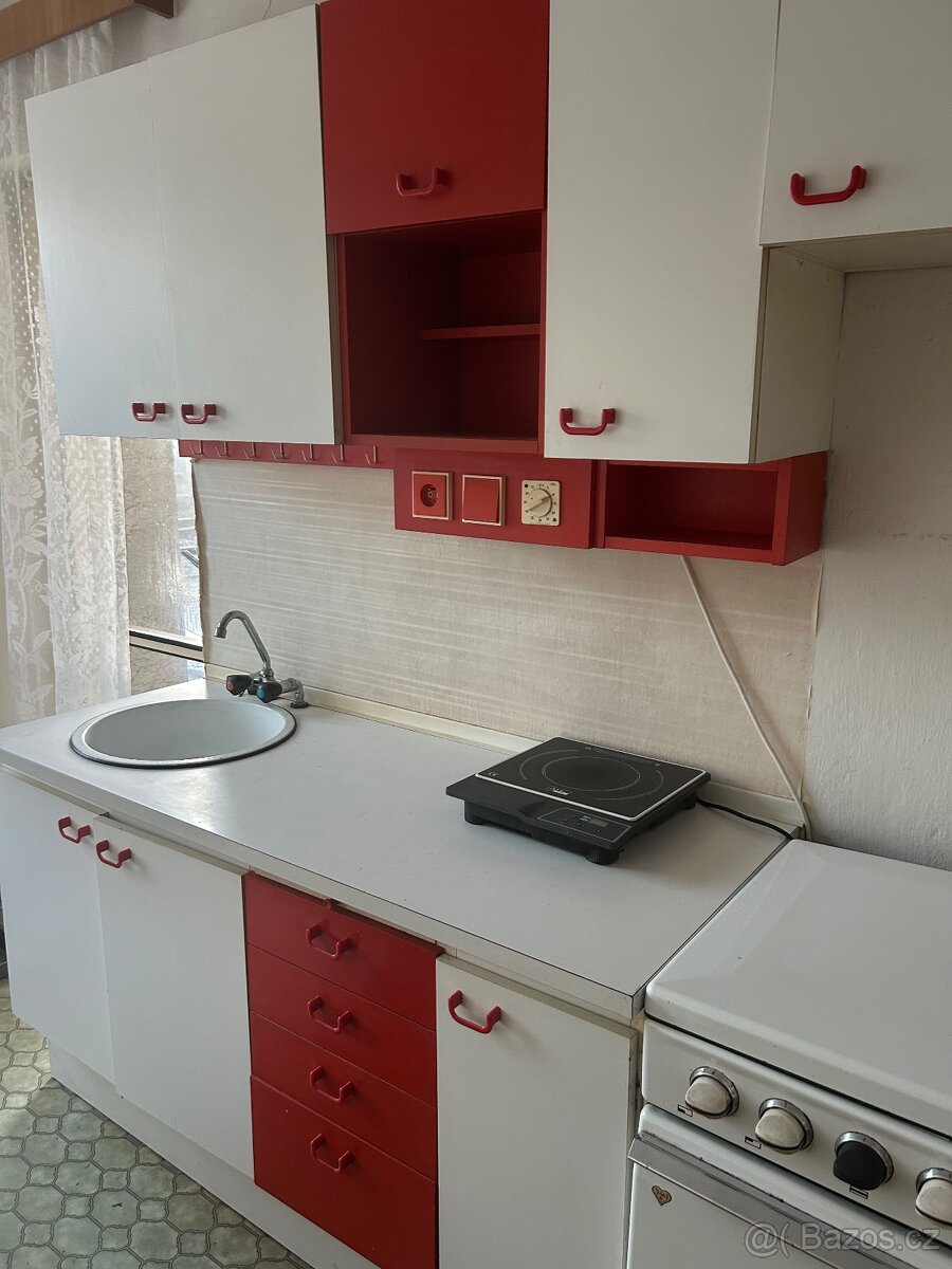 Kuchyňská linka -za odvoz