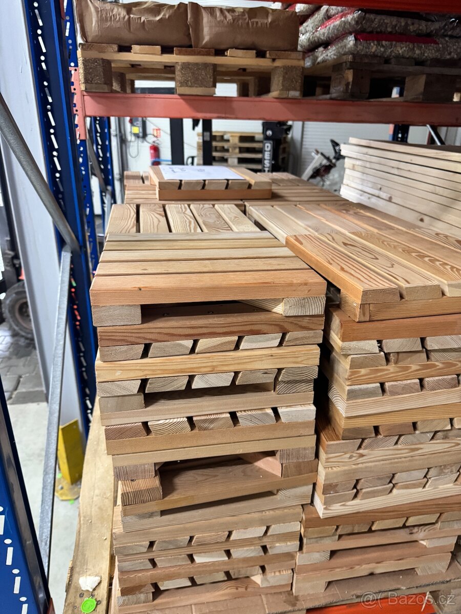 Dlaždice - sibiřský modřín