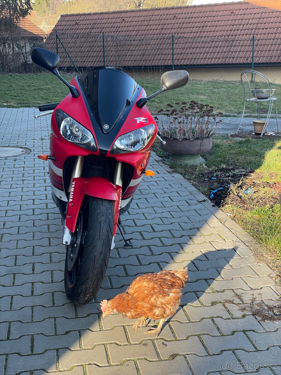Yamaha - R1 2000