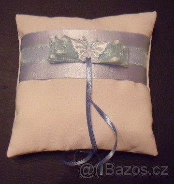 Polštářek pod prstýnky