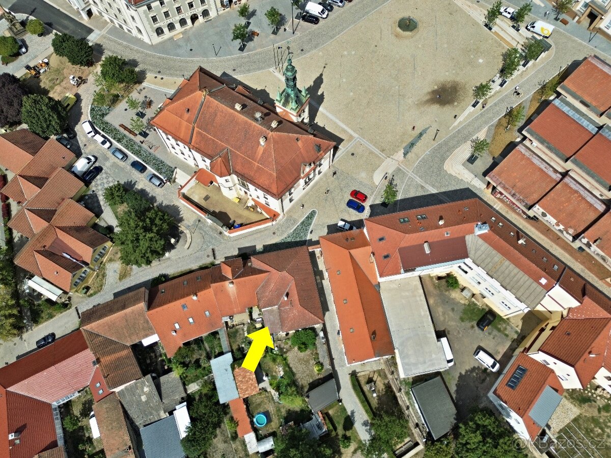 Rodinný dům 4+1 s možností půdní vestavby v těsné blízkosti