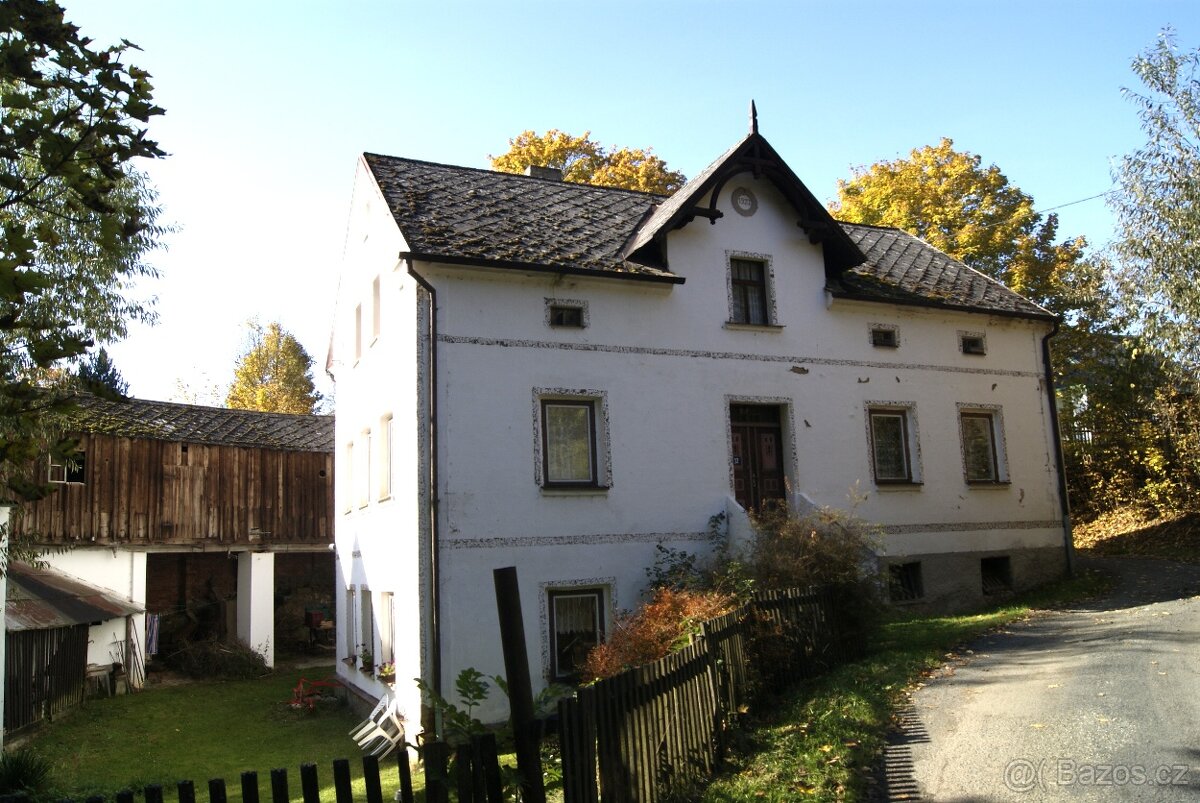 Prodej vesnického domu s výhledem na rybník, Dolní Sedliště
