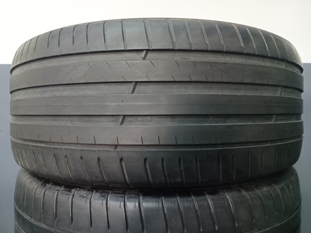 255/45 R20 MICHELIN (4719)
