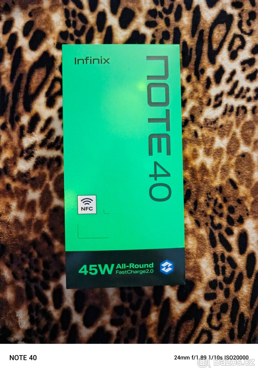 Mobilní telefon infinix note pro 40
