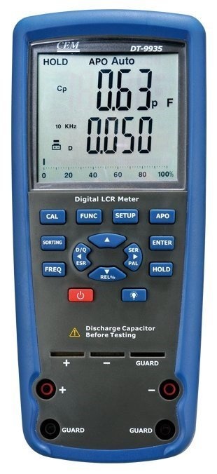 LCR meter CEM DT-9935