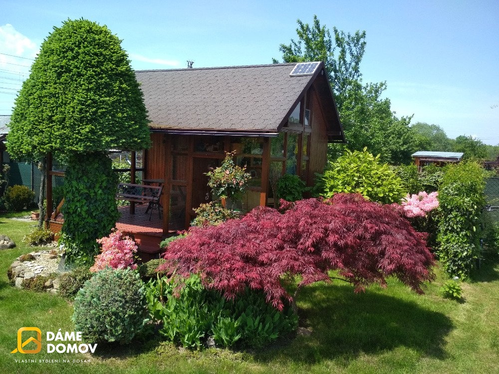Prodej udržované zahrady s chatkou 256 m2 - Otrokovice