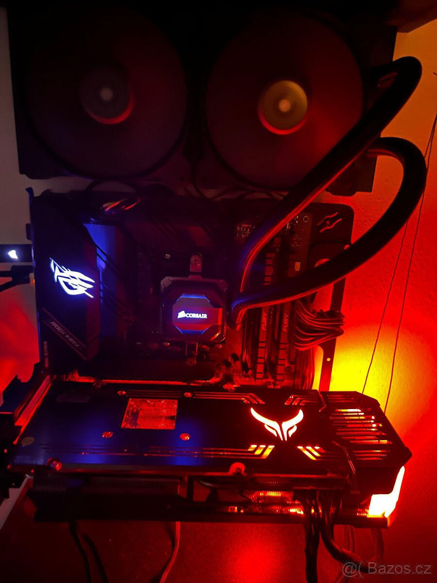 Ryzen 7 5800x3d,B550f Gaming,32gb ram,vodní chlazení Corsair