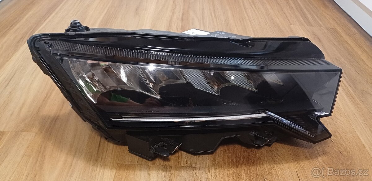 Světlo Full LED Škoda Octavia IV 5E4941010