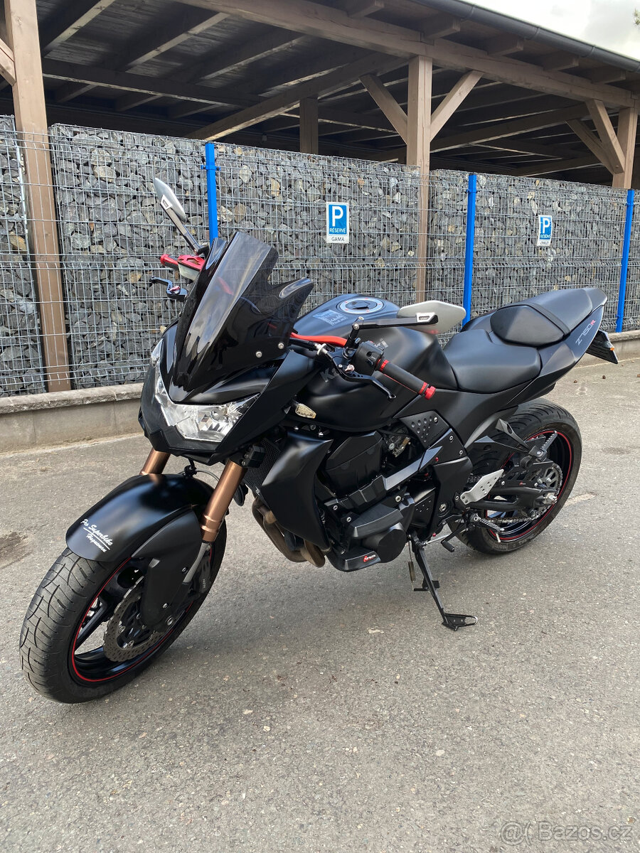 Kawasaki Z750R