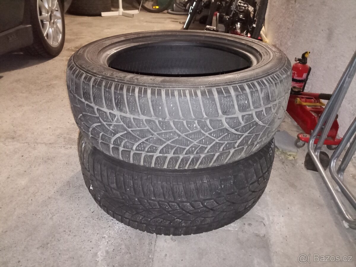 205/55 R16 (500,- za obě)