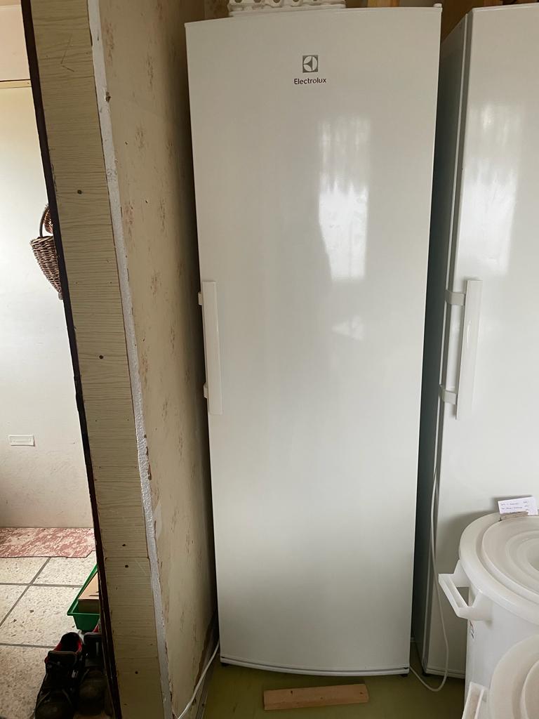 Prodám ledničku Elektrolux