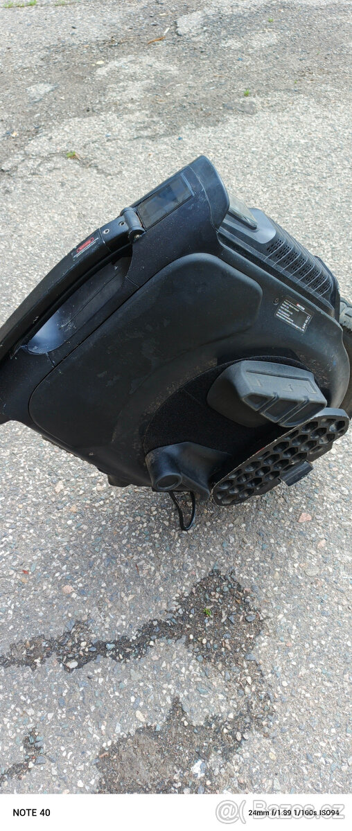 Inmotion V12 HS