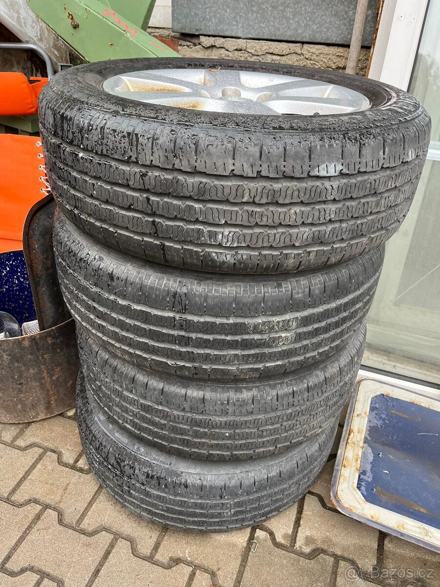 Letní pneu, disky Hyundai