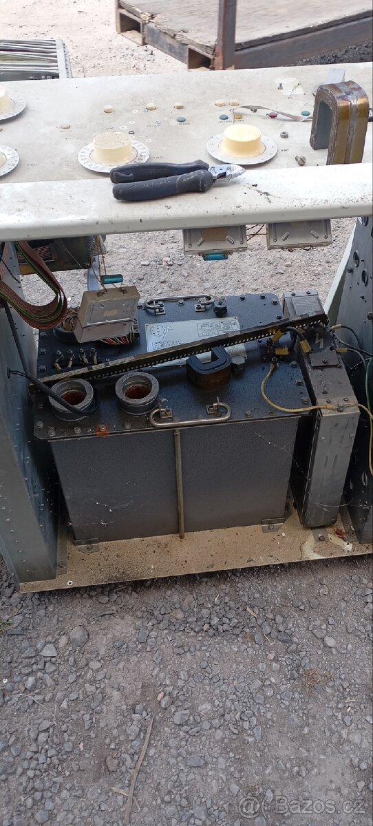 rentgenový transformátor 130kv