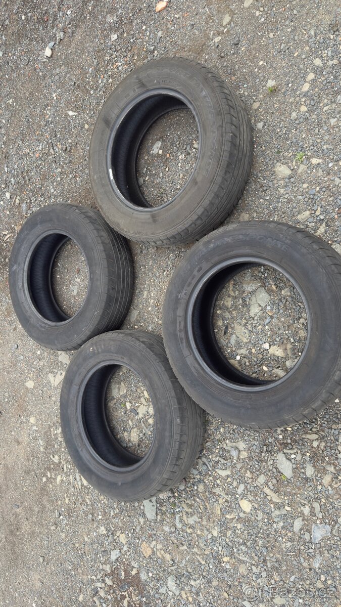 Dunlop SP Sport Fastresponse 215/65 R16 98H