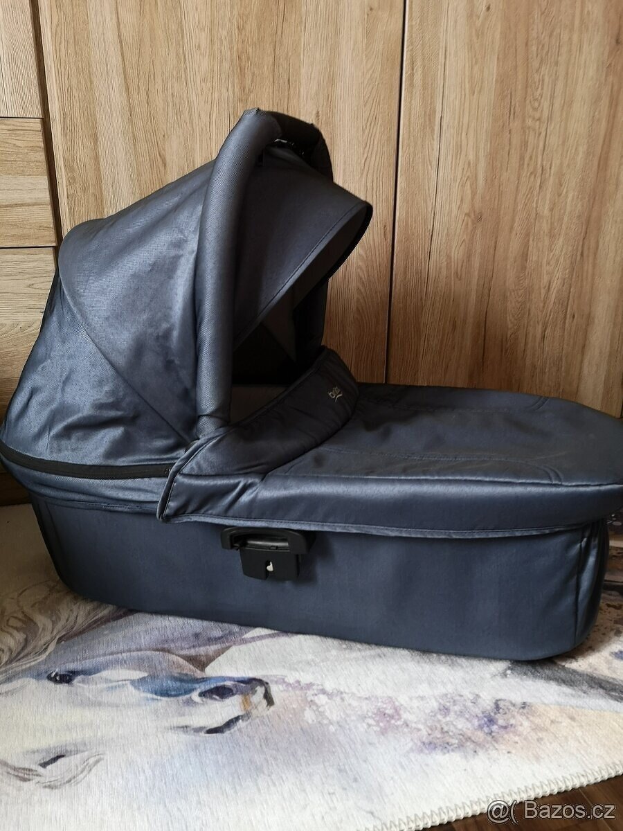 Korba na kočárek Britax