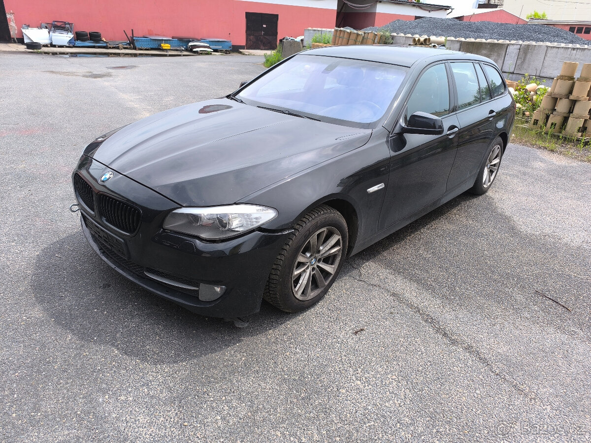 Bmw F11 530d 180kw veškeré náhradní díly z vozu