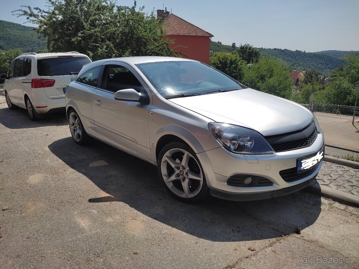 Opel Astra GTC 1,9 diesel 88 kW/110kw nová STK