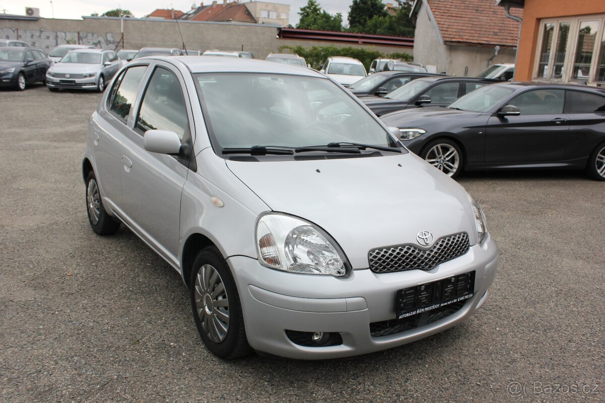 Toyota Yaris 1.0 VVT-i, KLIMA, bez koroze