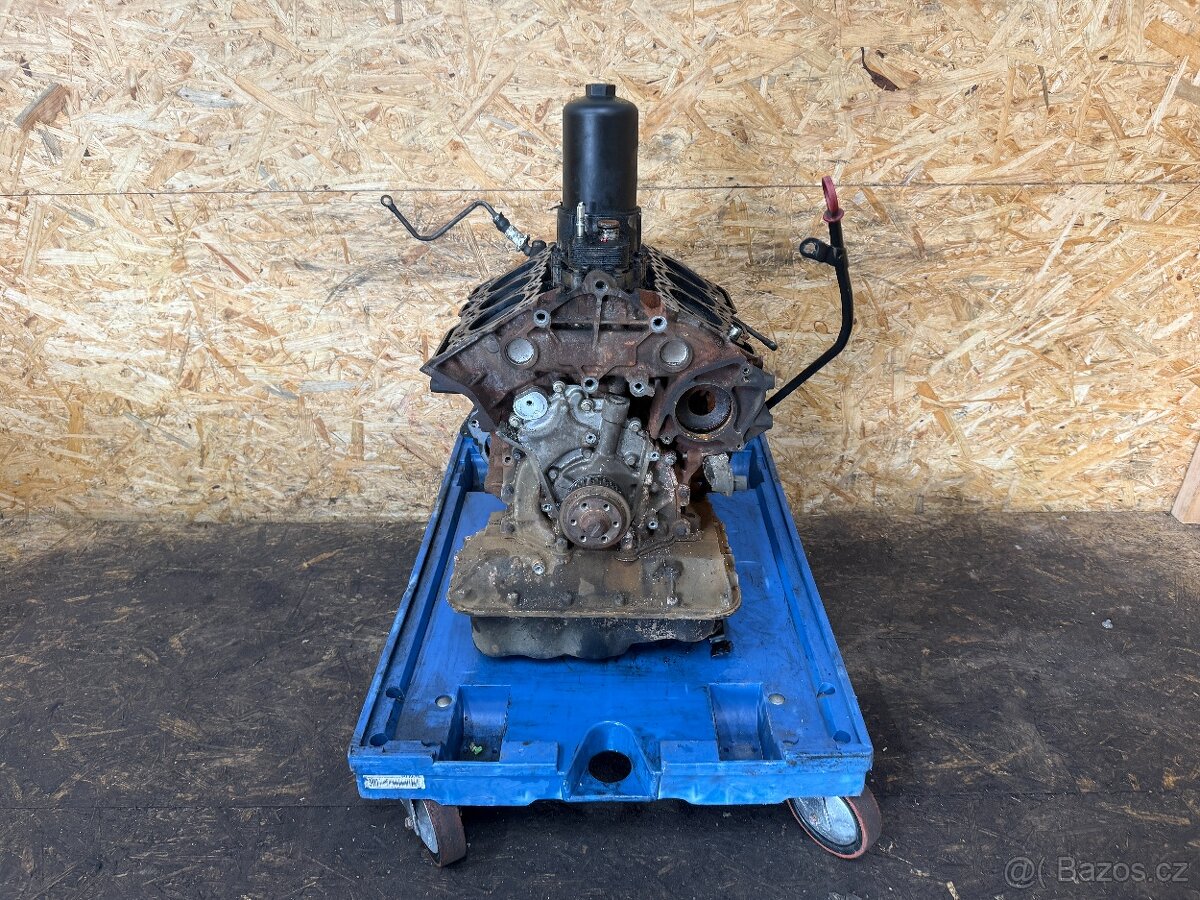 KOMPELTNÍ SPODEK MOTORU 2.7D 152KW 276DT
