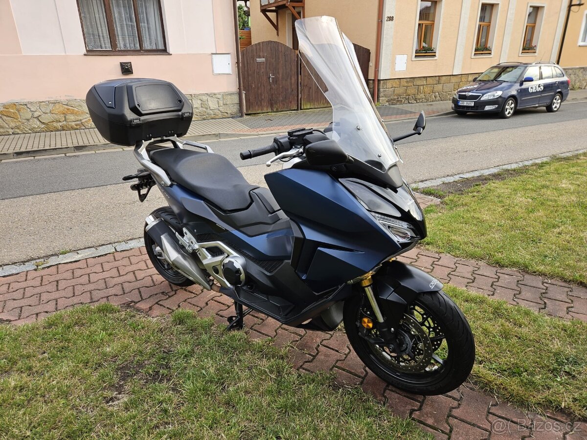 Honda Forza 750, r.v. 2021