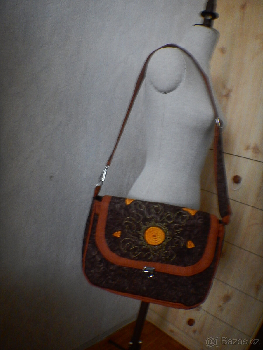 originální látková boho kabelka, hnědo- oranžová