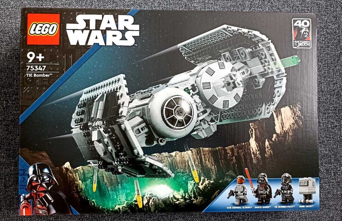 LEGO Star Wars 75347 - TIE Bomber (02)