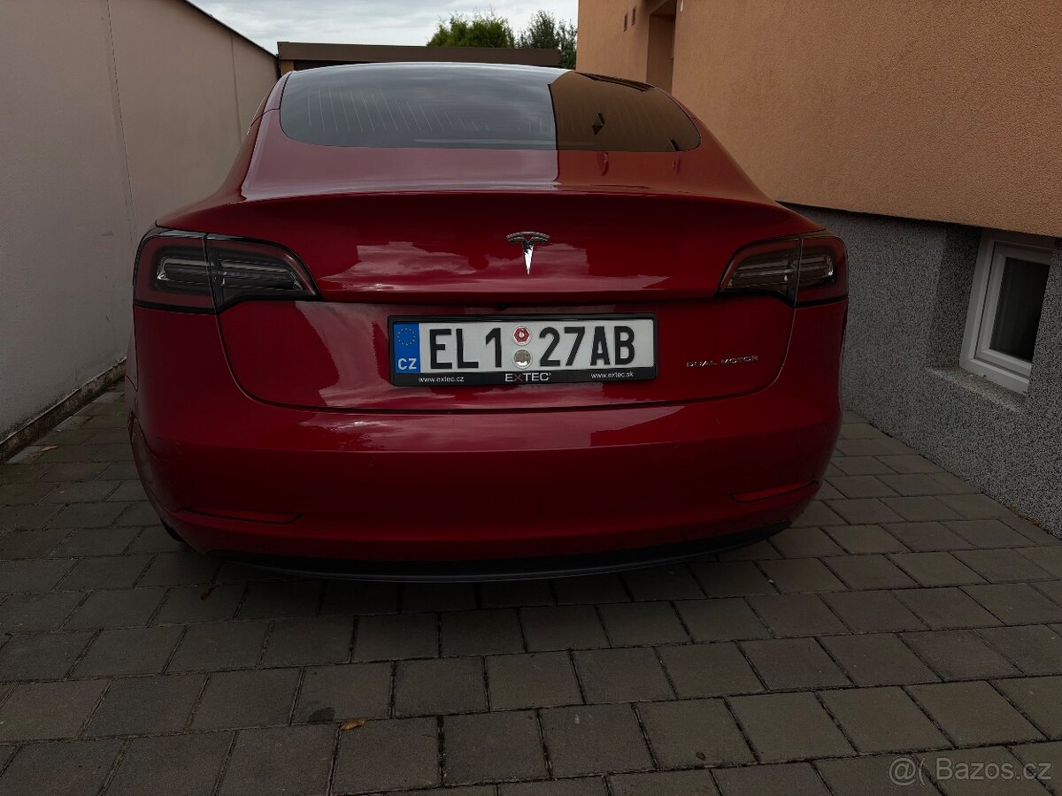 TESLA model 3 Long Range 4x4