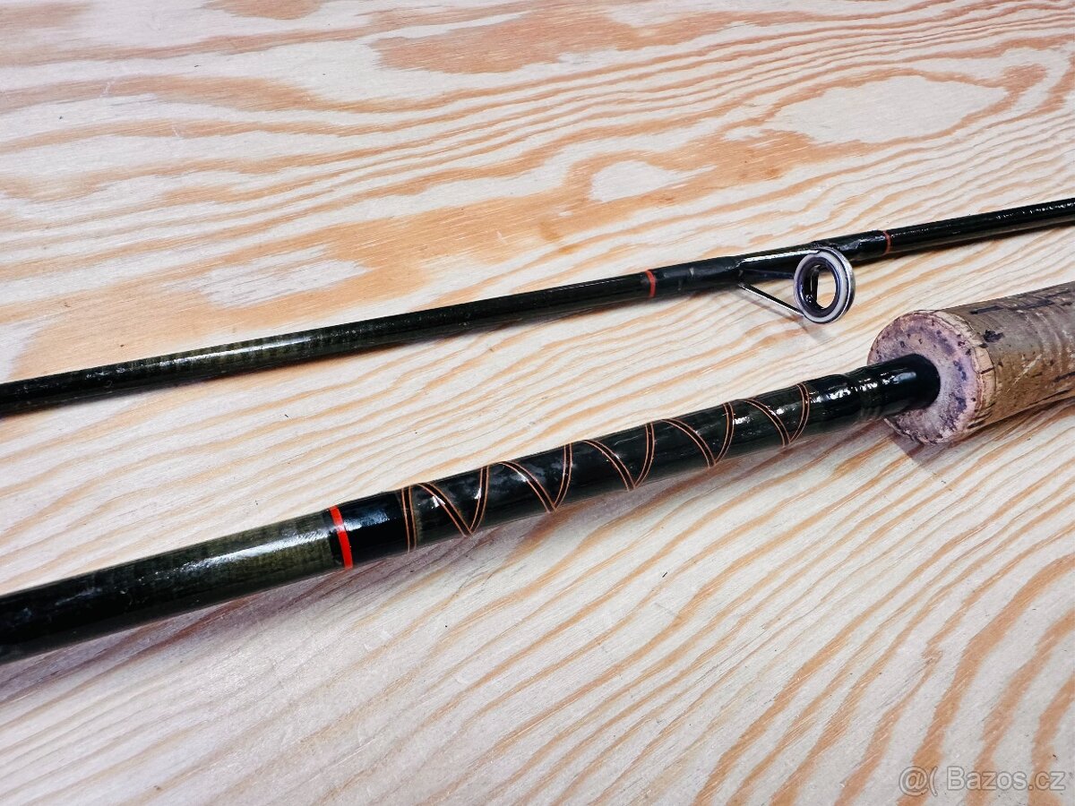 RETRO PŘÍVLAČOVÝ PRUT SHAKESPEARE SIGMA GRAPHITE 1,80 M