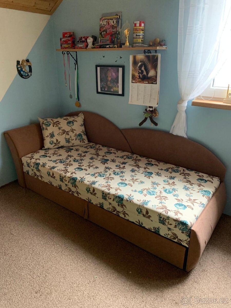 Rozkládací pohovka