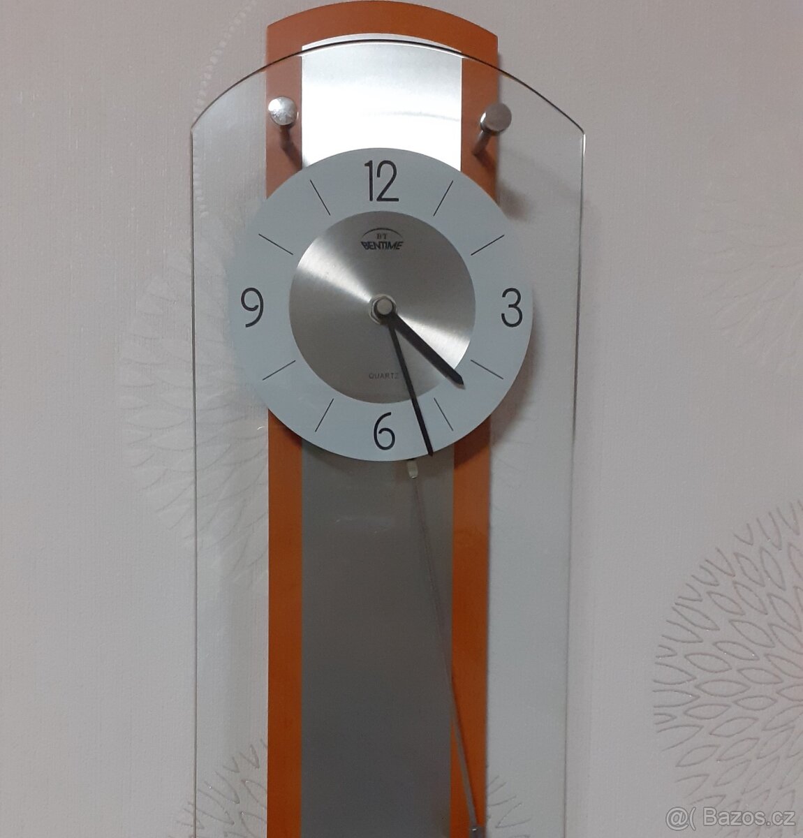 Moderní nástěnné hodiny s kyvadélkem BENTIME, strojek Quartz