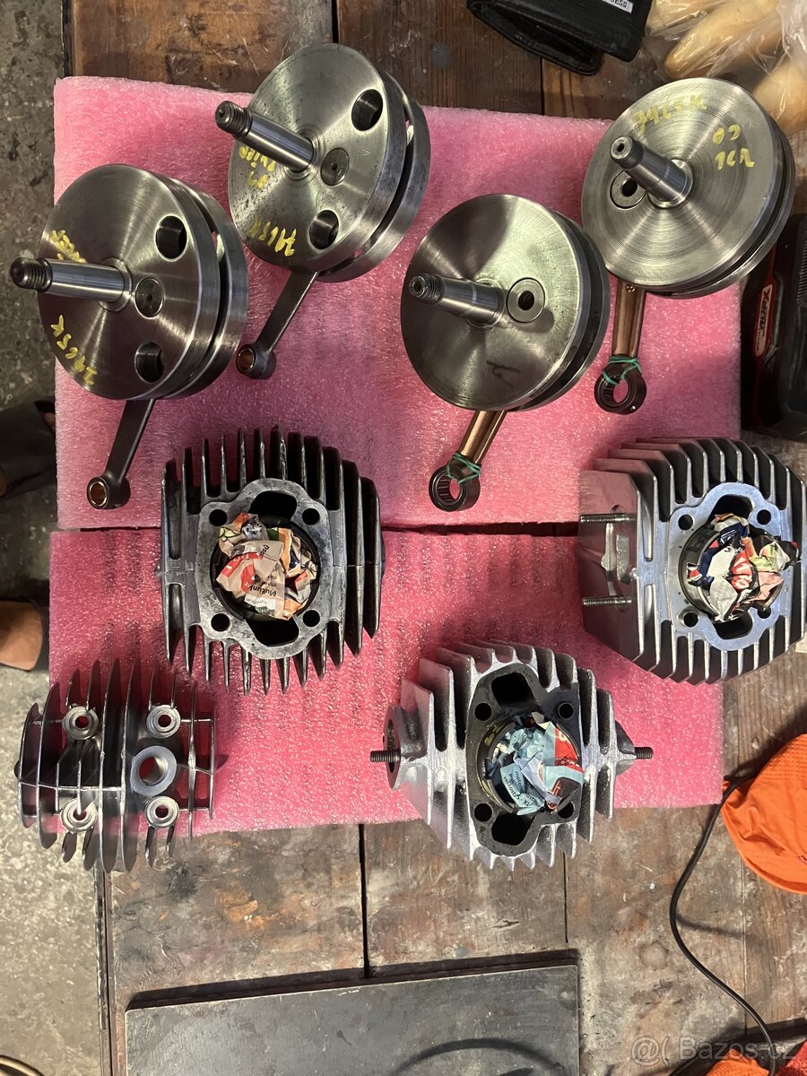 Jawa 50 pionyr pařez mustang 550 555 20 21 23 válce kliky