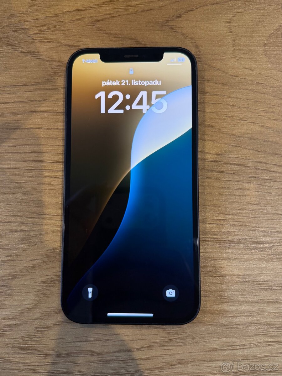 iPhone 12 64GB černý