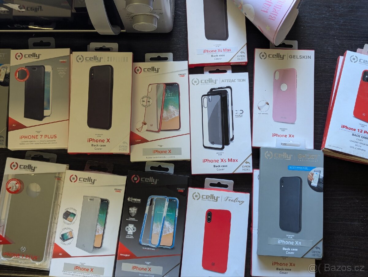 Různé kryty na starší iPhone