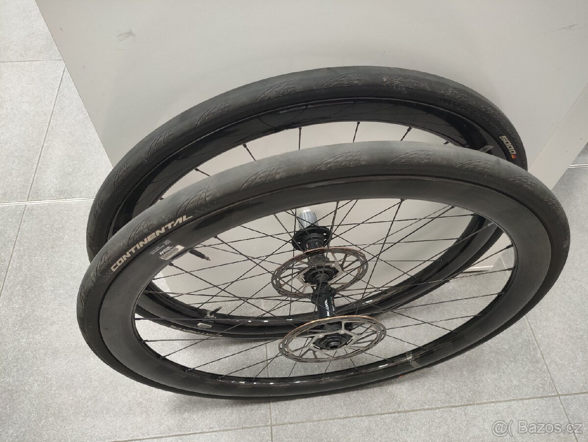 Zapletená karbonová kola Wilier Miche SLR 42 KC