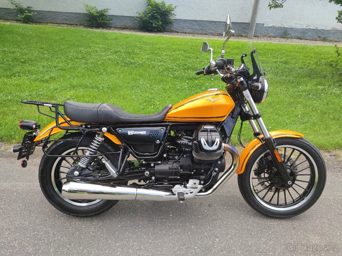 Moto Guzzi V9 Roamer