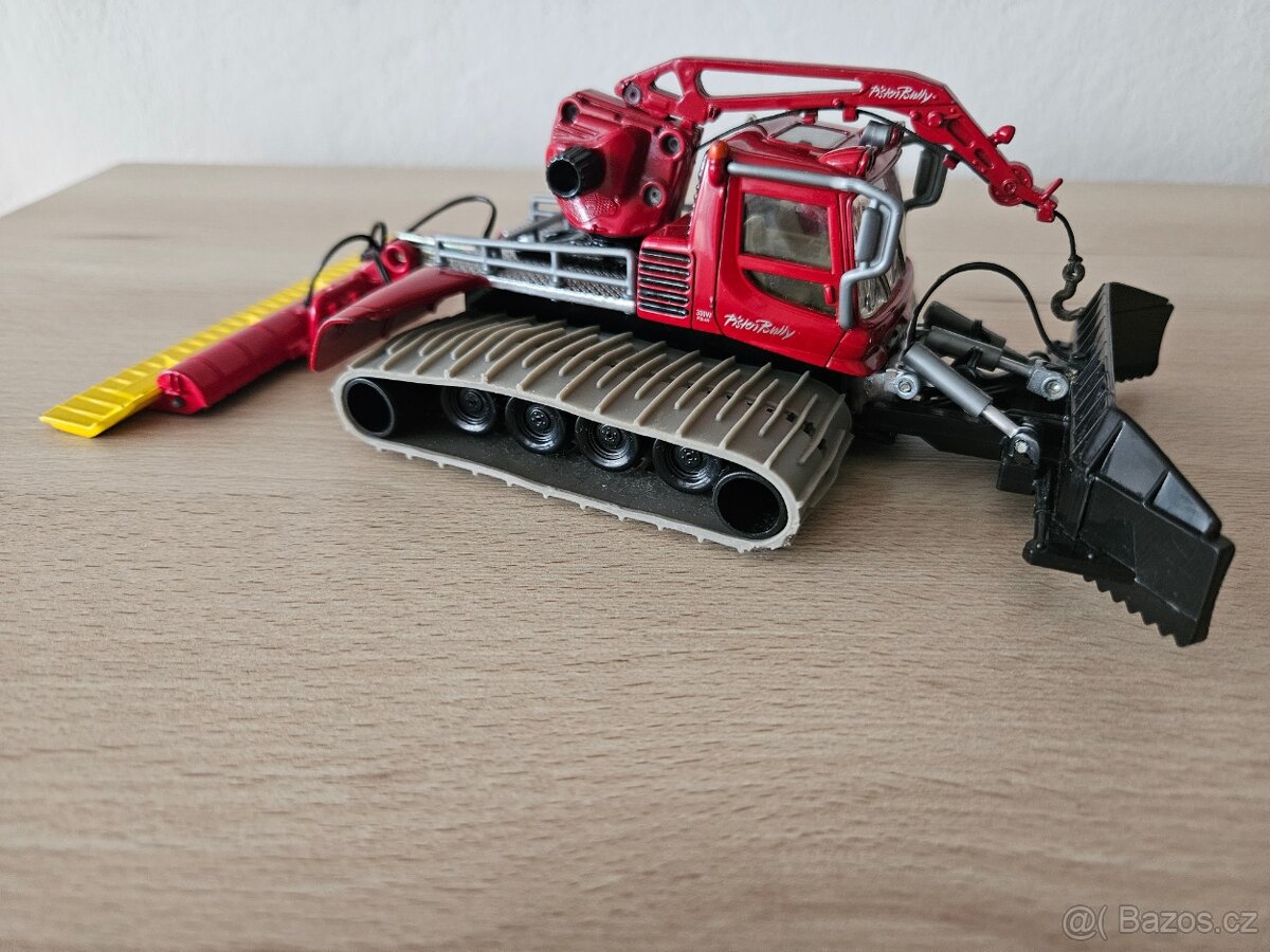 Sněhová rolba Pistenbully