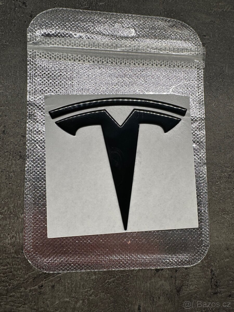 Tesla model 3/Y - přední kovové logo - černé lesklé
