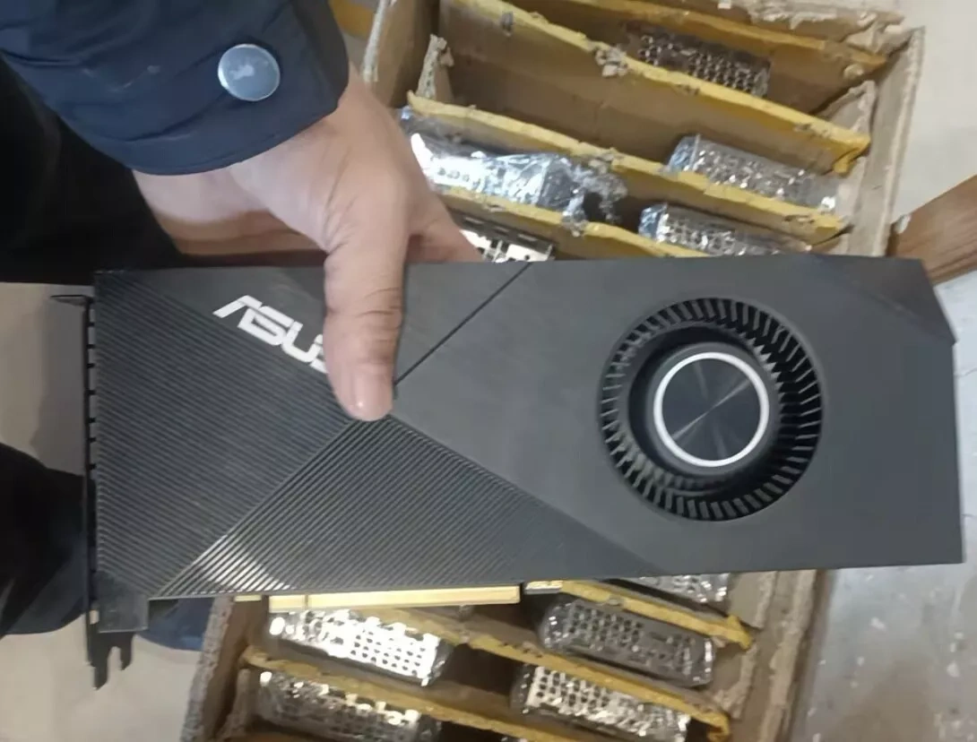 nVidia ASUS RTX 2080Ti 11GB