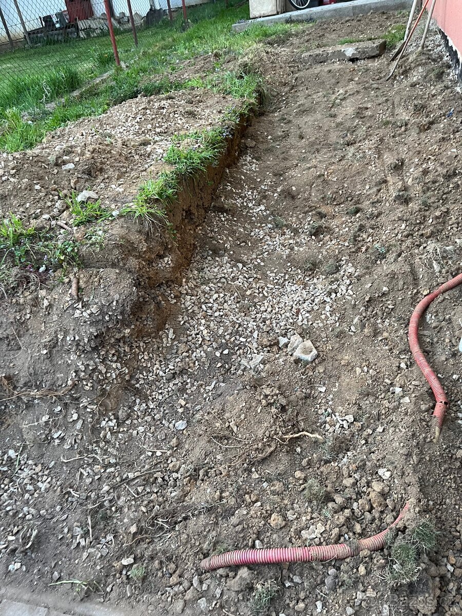 Daruji hlínu Dačice