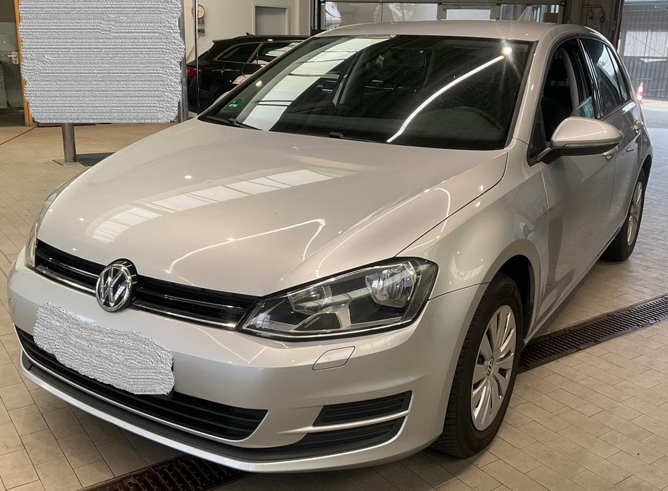 Volkswagen Golf 7 1.2 Tsi 81 KW 7/2015 187 tkm VYHŘ. SEDADEL