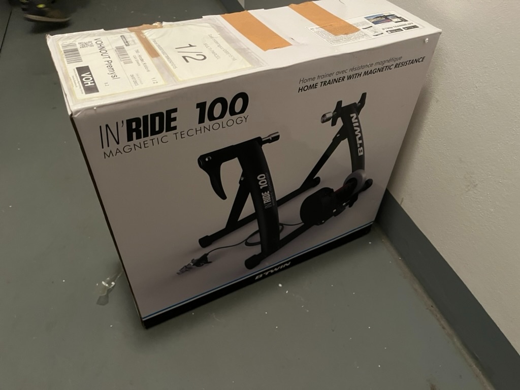 Domácí cyklistický trenažér In'Ride 100