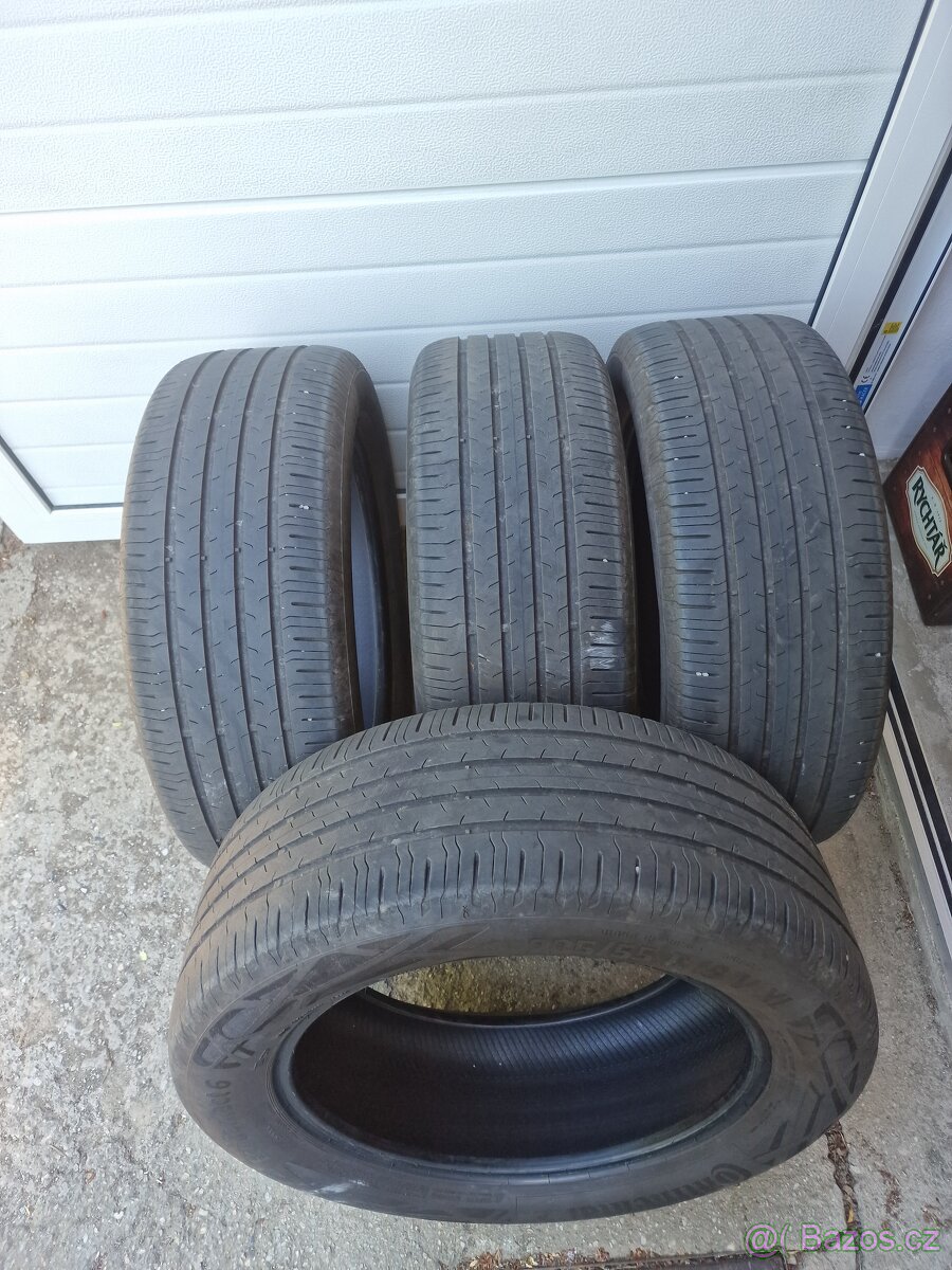 235/55/18 Pneumatiky Continental V XL