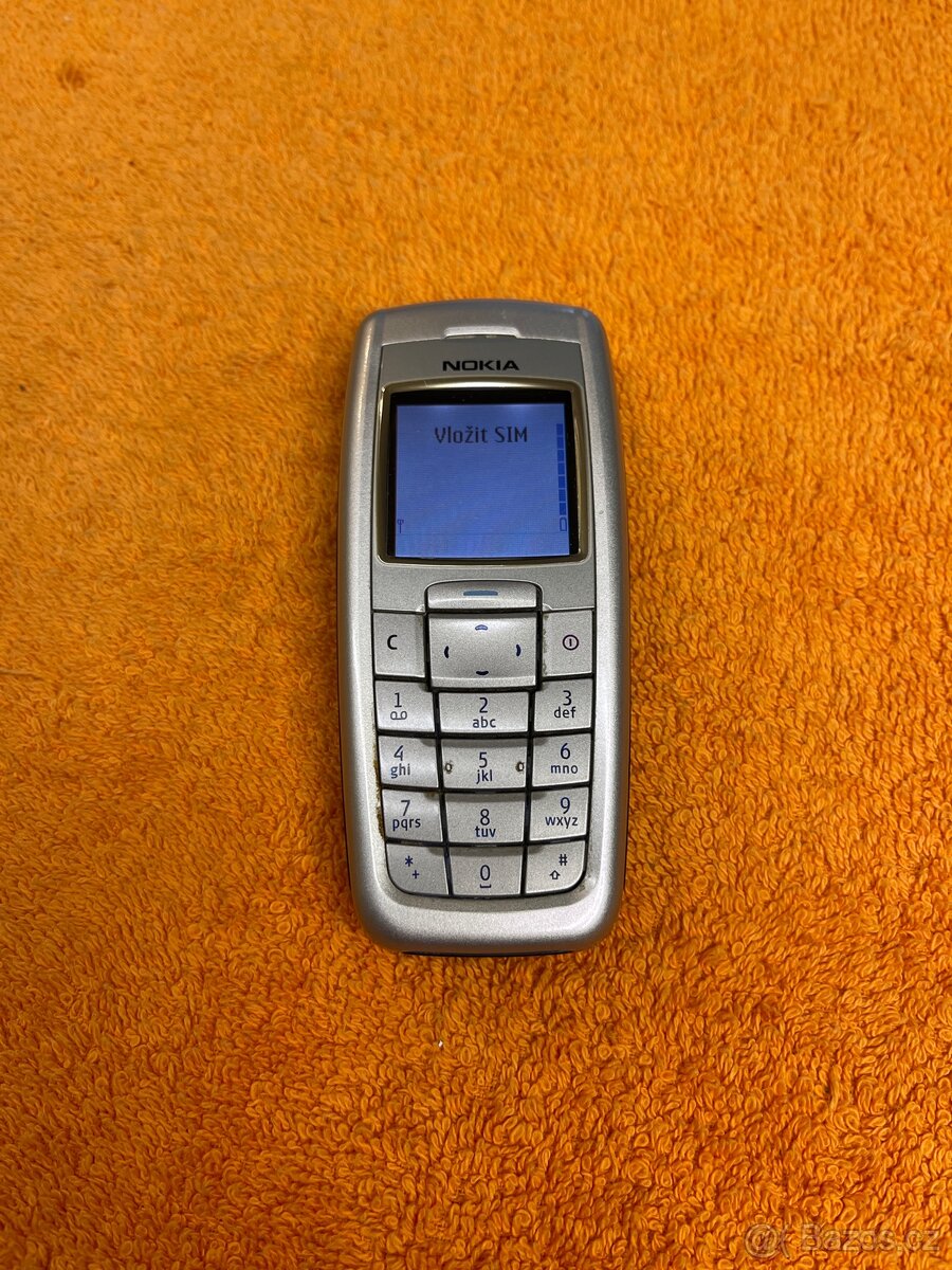 Nokia 2600 v super stavu, plně funkční