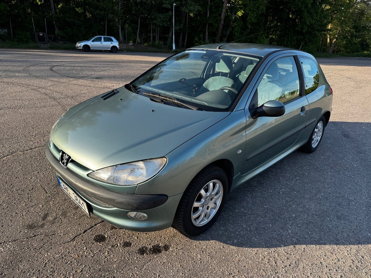 Peugeot 206